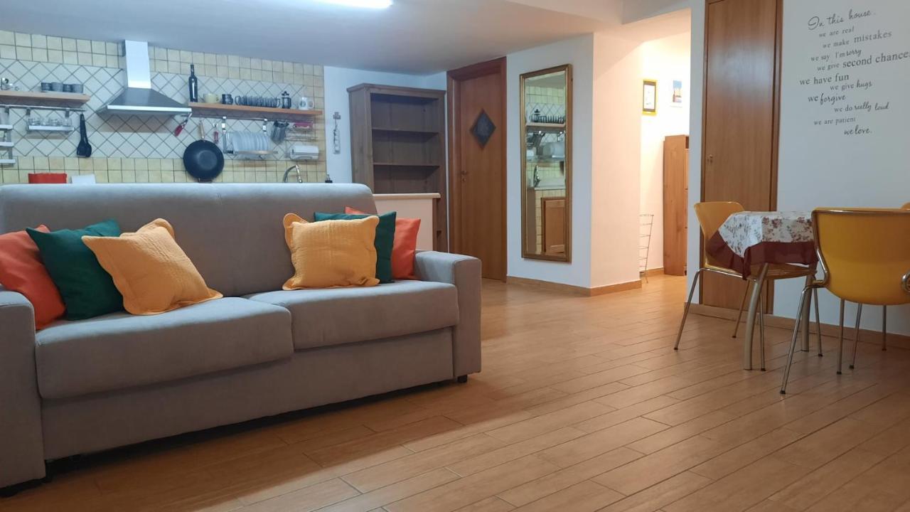 White Spagnoli Apartment Naples
