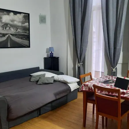 White Home Quartieri Spagnoli Naples Exterior photo