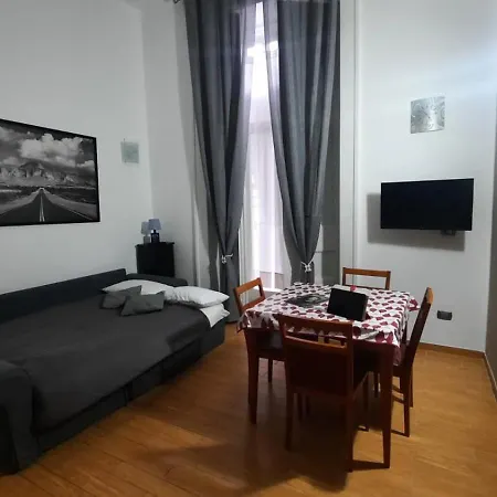 White Home Quartieri Spagnoli Naples Exterior photo